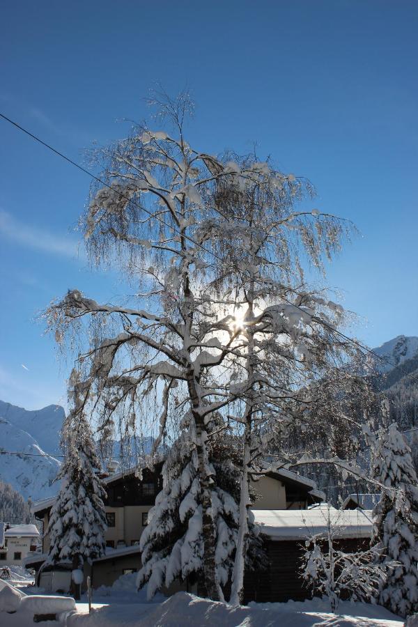 Bed and Breakfast Baeckerei Schranz Sankt Leonhard im Pitztal Exterior foto