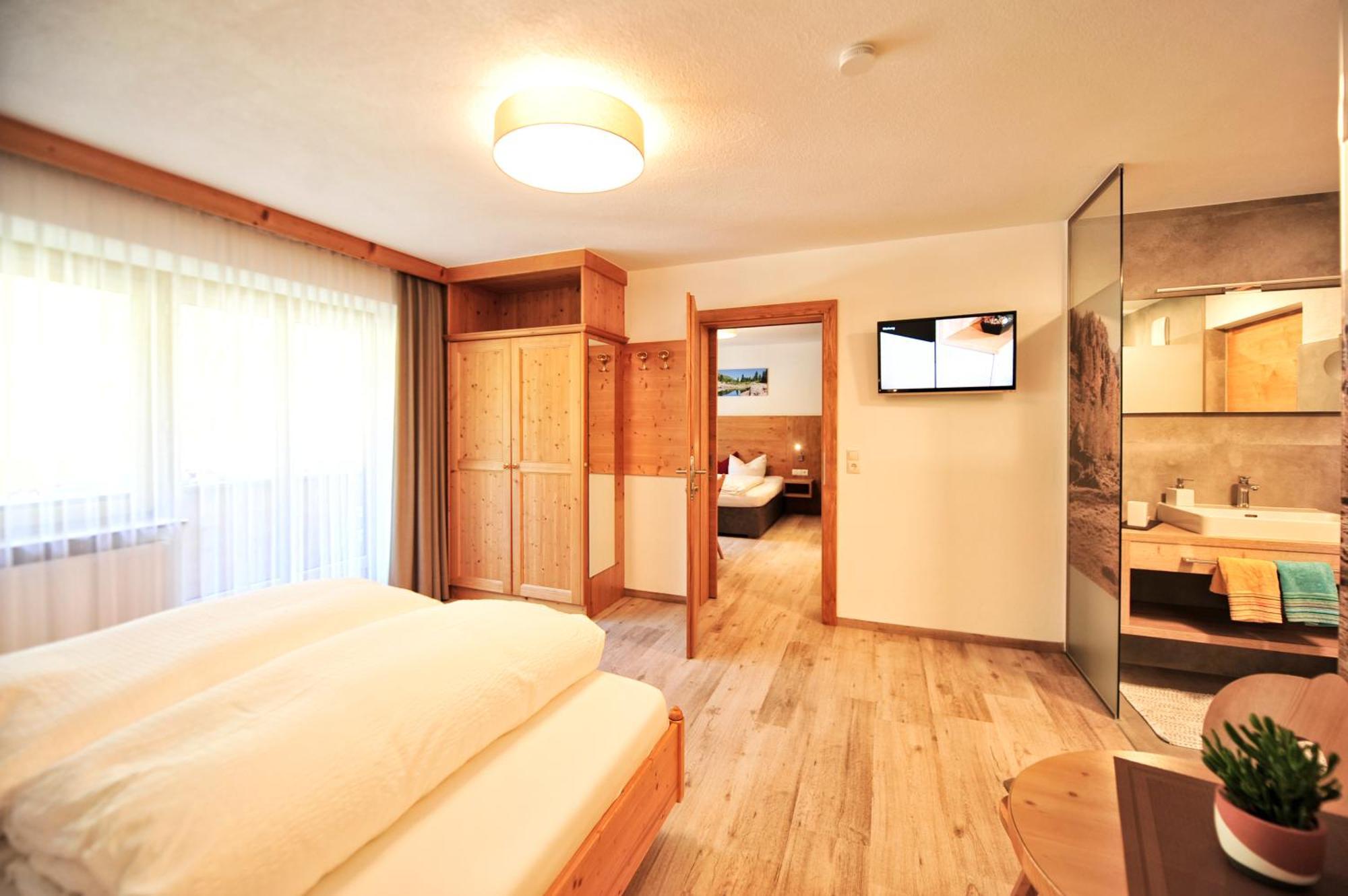 Bed and Breakfast Baeckerei Schranz Sankt Leonhard im Pitztal Exterior foto